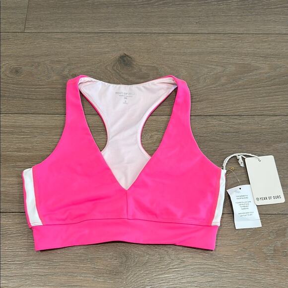 YEAR OF OURS Hot Pink White Racer V Neck Active Workout Gym Sports Bra Size S - Picture 1 of 9